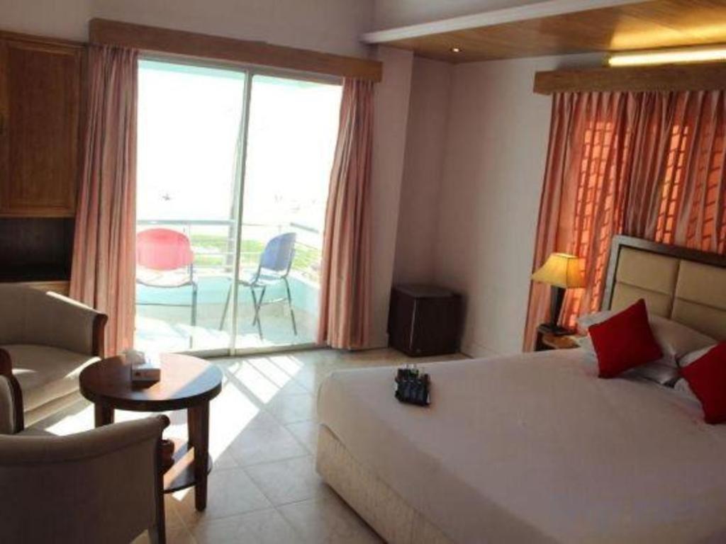 Hotel Sea Crown Cox's Bazar Dış mekan fotoğraf
